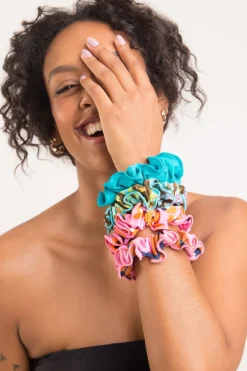 Amore-Pink Scrunchie