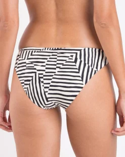 Bottom Collage Essential-Comfy