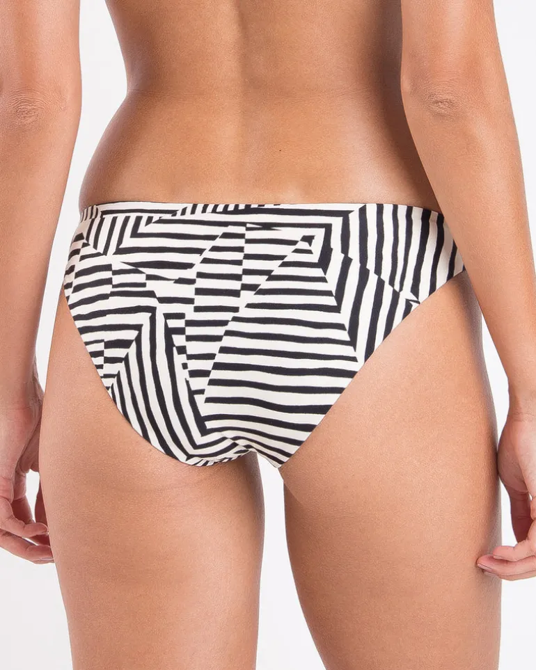 Bottom Collage Essential-Comfy