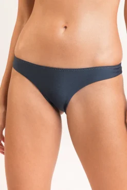 Bottom Shark Essential-Comfy