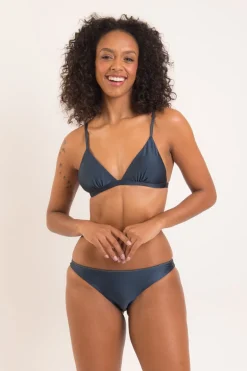 Bottom Shark Essential-Comfy