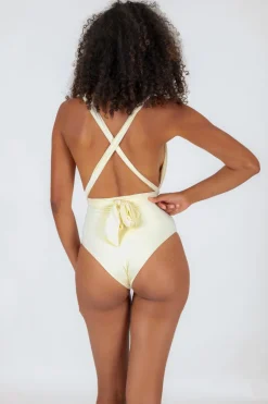 Off-White Marina